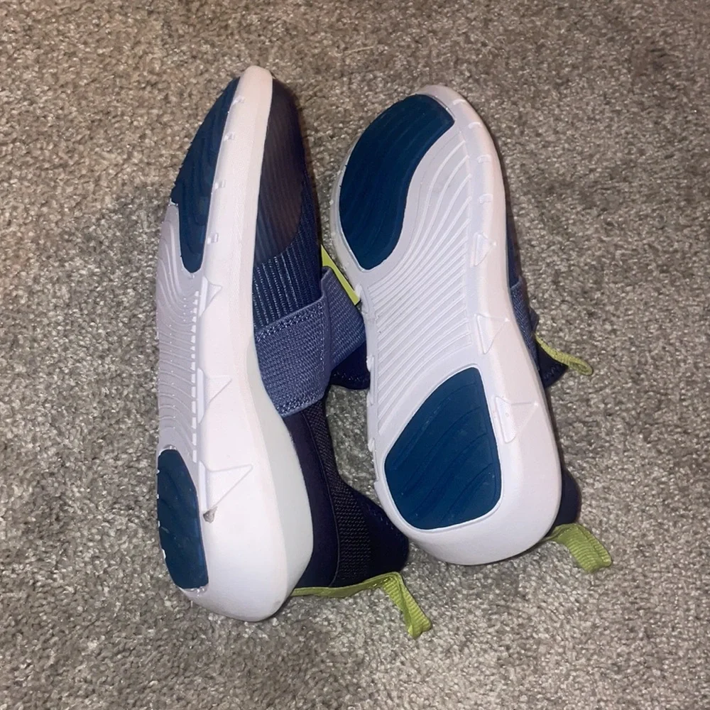 All in Motion navy blue tennis shoes boys size 4